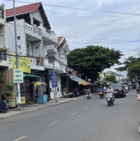 Bán Đất Tặng Nhà Mặt Tiền Kd Cách 50M Chợ Vĩnh Hải, Nguyễn Khuyến Nha Trang - Ngang 5,7M Dài 15M.