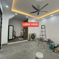 Bán Nhà Phố Đào Tấndiện Tích36M2 6 Tầng Thang Máy,Mặt Tiền4,4M. Giá Bán 8,95 Tỷ Lh E.trường 0985342385