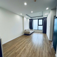 Chính Chủ Cần Bán 2 Phòng Ngủ Diện Tích 70M2 View Hồ Điều Hoà, Tầng 15