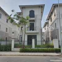 Bán Nhà Biệt Thự Tại Centa City, 12 Tỷ Vnd, 216 M2, View Đẹp, Giá Ưu Đãi