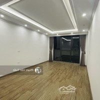 Nhà Cực Đẹp 37M2X6T Thang Máy. Cách Ôtô Tránh 50M, Rộng Thoáng, Cạnh Lăng Bác Phố Văn Cao, Đội Cấn