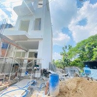 Phạm Văn Đồng - Linh Đông - 111M2 - Ngang 6.5M - Hẻm Xe Hơi - Chỉ 4Tỷ7 Cần Bán Gấp!