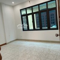 Cho Thuê Nhà Định Công 40M2, 4 Ngủ, 3 Vs - Ô Tô Đỗ Cửa