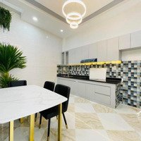 Bán Gấp Nhà Ngộp Đang Cho Thuê 18 Triệuiệu- 3,45Tỷ/ 63M2. Nguyễn Thị Diệu, Phường 6, Quận 3. 0765369477