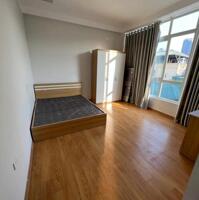 Cần bán gấp nhà dòng tiền doanh thu cao phố Trần Thái Tông 46m2, 5T, 9P khép kín full đồ,  9 Phòng khép kín đã full phòng