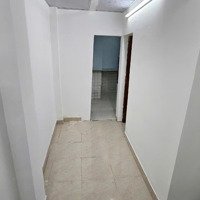 Cho Thuê Nhà Riêng Tại Đường Tôn Đản, Giá Siêu Hời 9 Triệu Vnd, Diện Tích 40 M2