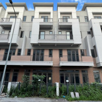 Căn Shophouse 75M2 Bản Giới Hạn Nằm Dưới Chung Cư Chỉ 5,8X Tỷ