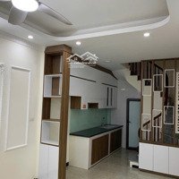 Bán Nhà Mới 5 Tầng Phúc Lợi Oto 16 Chỗ Đỗ Ngay Cửa Chỉ Hơn Trăm Mét Ra Đường Lớn Trung Tâm