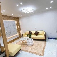 Hoa Hậu Phố Nguyễn Cao Ngõ Thông Kd Nhỏ Gần Phố Full Nội Thất