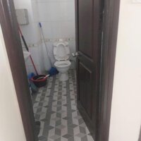 Bán căn hộ Bộ Công An-C9 Thượng Thanh-Long Biên-70m 2n2wc tầng trung-giá 2.4 tỷ (thương lượng)