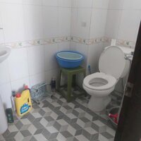 Bán căn hộ Bộ Công An-C9 Thượng Thanh-Long Biên-70m 2n2wc tầng trung-giá 2.4 tỷ (thương lượng)