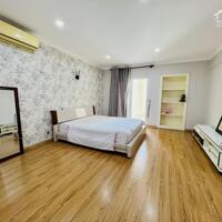 Bán căn Hộ Phúc Yên 1, Căn Penthouse , 4PN , 3WC , 195m2 , Sổ Hồng , Giá 5 Tỷ 6 Liên Hệ : 0395737538