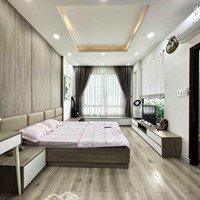 Bán Nhà Hẻm 10M Đường Nguyễn Tri Phương Quận 10. Dt: 8X14M, Nhà Trệt 4 Lầu Thang Máy Giá Bán 18.5 Tỷ