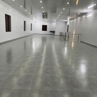 Cho Thuê Gấp Nhà Riêng Tại 09 Đường Hải Thượng Lãn Ông, Giá Thỏa Thuận, 400M2