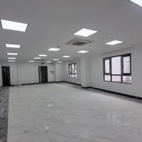 Cần bán gấp nhà phân lô phố Hoàng Quốc Việt 121m2, 9T, lô góc, thang máy, ô tô tránh, vỉa hè kinh doanh