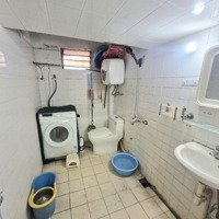 Bán Gấp Căn Hộ 2 Pn, 1 Wc Tại Phố Khâm Thiên, Đống Đa, Hà Nội, 2,8 Tỷ Vnd, 70 M2 Hot!