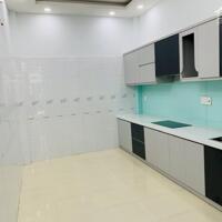 Hẻm 5m!! Bán nhà mới xây đường Âu Cơ - DT: 42m2 nở hậu. 4 Tầng Full Nội Thất vào ở ngay. Chỉ 5.9 tỷ