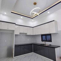 Vợ Chồng Kẹt Tiền Cần Bán Nhà Gấp Cách Ql1A 5P Đi Xe