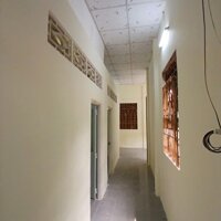 Nhà 2 phòng rộng rãi gần chợ Tầm Vu