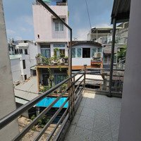 Duplex Ban Công Full Nội Thất Ngay Trung Tâm Quận 3