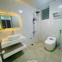 Chính Chủ Bán Chcc Khu Đô Thị Tp Giao Lưu Phạm Văn Đồng 76M 2Ngủ 2Nvs Full Nội Thất View Hồ