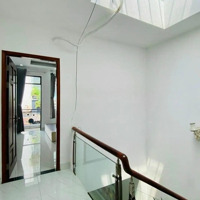 Bán Gấp Nhà Đường Nguyễn Tri Phương, P.4, Q.10 Gần Bệnh Viện Nhi Đồng, Giá Bán 5,99 Tỷ, Diện Tích 68M2