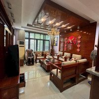 Bán Biệt Thự Kđt Văn Phú Hà Đông, 200M2, 4 Tầng, Mặt Tiền 10M, Hướng Đn, Hoàn Thiện Vip