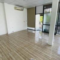 Cho Thuê Văn Phòng, 40M2, Góc 2 Mặt Tiền Đường 11, Trường Thọ