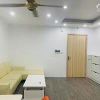 Chính chủ cần bán gấp căn hộ 74m2, chung cư Thanh Hà Mường Thanh, giá rẻ.