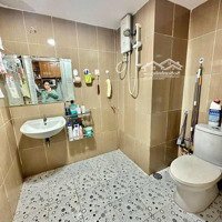 Chung Cư Miếu Nổi(Thang Bộ) Vũ Huy Tấn, Bt: 97M2 2P Ngủ, Nt Giá 11 Triệu/Th