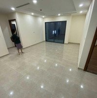 Hiếm: Cho Thuê Căn Hộ 3 Phòng Ngủ 145M2, Cơ Bản, Tại Hà Đô Park View, Với Giá Bán 20 Triệu. Liên Hệ: 0899 511.866