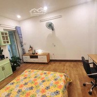 Cho Thuê Studio 35M2 Tại Ung Văn Khiêm Gần Trường Đh Hutech , Đh Gtvt. Gía 5 Triệu8. Liên Hệ: 0909397366