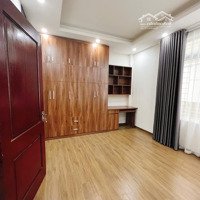 Bán Nhà Phạm Văn Đồng 35M2 X 5 Tầng, 30M Ra Mặt Phố