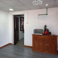 Căn Hộ 70M2 - 02 Phòng Ngủtập Thể Phố Võ Thị Sáu - Lô Góc Siêu Thoáng - Sạch Đẹp - Ô Tô Đỗ Chân Cầu Thang