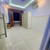 Cho Thuê Nhà Tại Đường Cô Giang, 4 Tầng , 60 M2, Hàng Hiếm Phú Nhuận -Ô Tô Đỗ Cửa