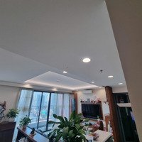 Chính Chủ Bán Căn 3 Ngủ 125M2 Chung Cư One 18 Phố Ngọc Lâm Full Đồ Giá Bán 6.9 Tỷ. Liên Hệ: 0916393862