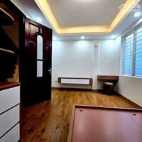 Chị chủ gửi bán nhà mới phố Minh Khai, quận Hai Bà Trưng, 5 tầng 30m2 giá nhỉnh 6 tỷ