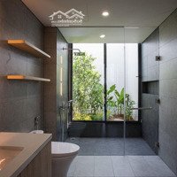 Chỉ 14.5 Tỷcó Thương Lượngsở Hữu: Nhà 1 Đời Chủ 80M2 (Dt: 4X20M) Hẻm Ô Tô Trần Hưng Đạo, Q1. 0902323354