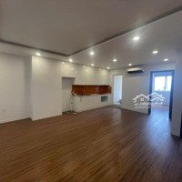 Chủ Nhà Nhờ Em Bán Gấp Hộ Căn 98.6M2. 3N Và 3Vs, Giá Bán 5,1 Tỷ Bao Phí, View Sông, Sát Vin Cổ Loa