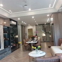 Bán Nhà Ngô Gia Tự-48.5M2-7Tầng-Mt Rộng-Thang Máy-Full Nội Thất Xịn-Ô Tô Vào Nhà-Lô Góc 3 Thoáng.