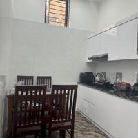 Bán nhà.Đội Cấn. Ba Đình. Dt:40m2 ×4,T.MT:6M.Giá .SĐ.PLC.Giá 10.5 tỷ.