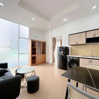Cho Thuê Căn Hộ 1 Phòng Ngủ70M2 Đường Hoa - Phan Xích Long| Tách Bếp, Ban Công Vách Kính, Máy Giặt Riêng