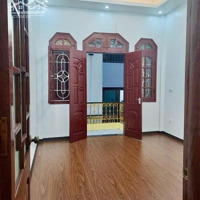 Bán Gấp Nhà Hà Đông, Gần Trường Học, Ngõ Ô Tô Đỗ Cửa, Nhà 2 Thoáng 60M2 Giá Bán 8 Tỷ 65