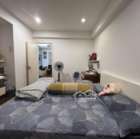 Tôi Bán Căn Hộ Chung Cư Tòa Nhà 170 Đê La Thành - 142,6M2, 3 Phòng Ngủfull Nội Thất
