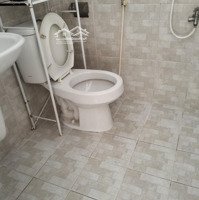 Cho Thuê Nhà Mặt Tiền Đường Dương Văn Dương ( 5X20M) 5 Lầu,11 Phòng,Wc Riêng. Giá Bán 19 Triệu