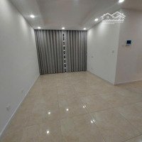 2 Phòng Ngủ 2 Vệ Sinhtầng Trung Tòa C1 Bán 6.4 Tỷ Vinhomes D''capitale Trần Duy Hưng - Hotline 0979407996