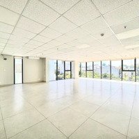 Trống Phòng 120 M2 Chỉ 25 Triệu/Tháng, Có Sẵn Phòng Họp. Liên Hệ: 0935 999 438 Office Danang