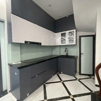 Bán Nhà Nguyễn Chính, Hoàng Mai, Ô Tô Đỗ Cổng, Dtsd 50M2, Sổ 30M2, 7.2 Tỷ