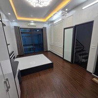 Chủ Nhà Nhờ Bán Căn Nhà Mặt Phố Vương Thừa Vũ, Khương Trung, Hà Nội, 70M2, 6 Tầng , 40 Triệu/Tháng