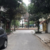 Bán Nhà 3 Tầng Cũ Ngõ 29 Láng Hạ 93M, Mặt Tiền 5,6M Ô Tô Cách Phố Đúng 10M, Giá: 22,5 Tỷ!